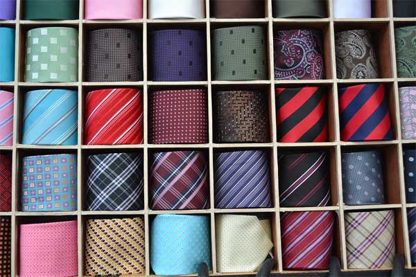 Que tal se especializar em vendas de gravatas?