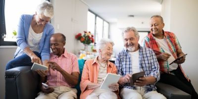 Inclusão digital no e-commerce: como atender melhor o público idoso