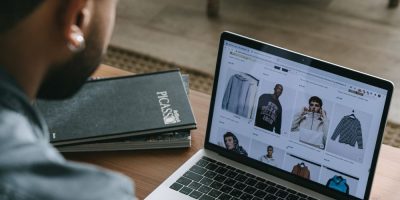 O poder do hábito digital: Venda mais com a Lei de Jakob