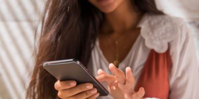 Jornada de compra em 2026: Pare de perder vendas no mobile